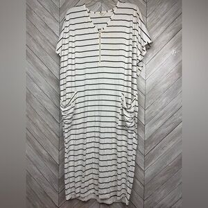 Dwell + Slumber Black White Stripe Sleep Shirt one size